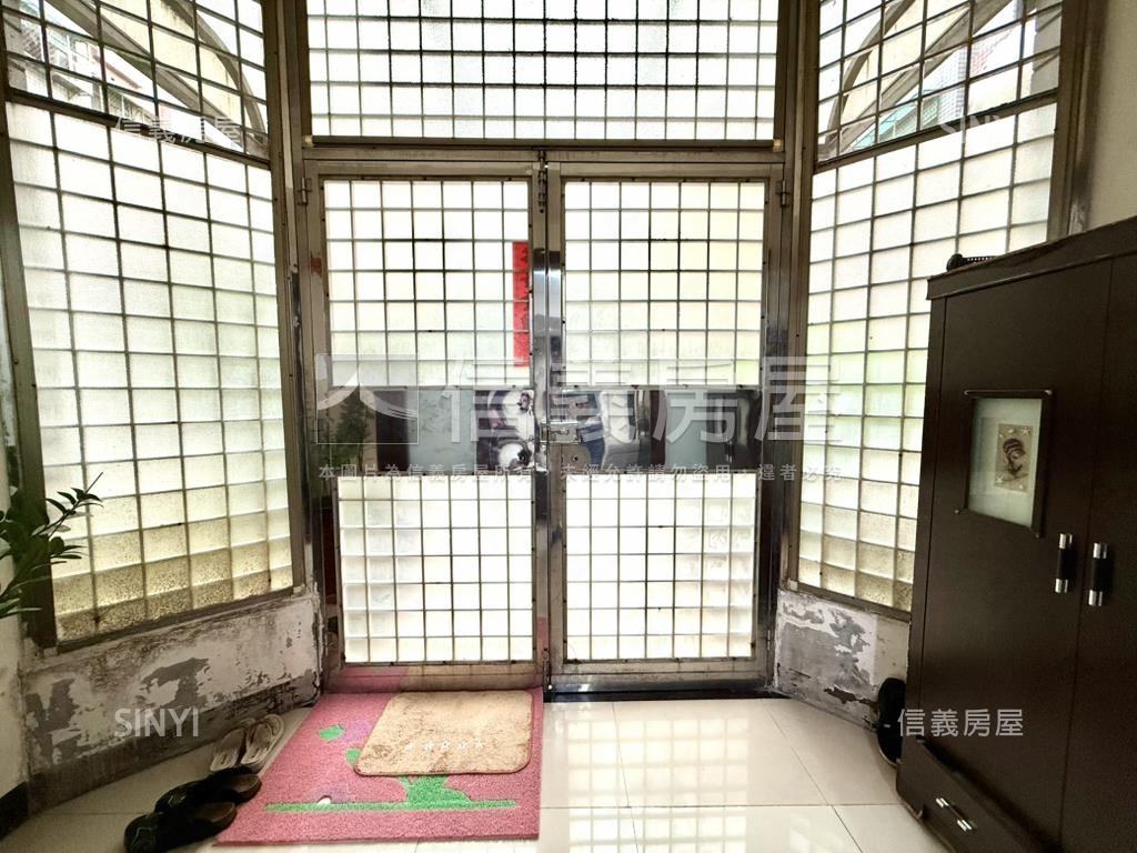 泰隆新貴”壹”樓三房車位房屋室內格局與周邊環境