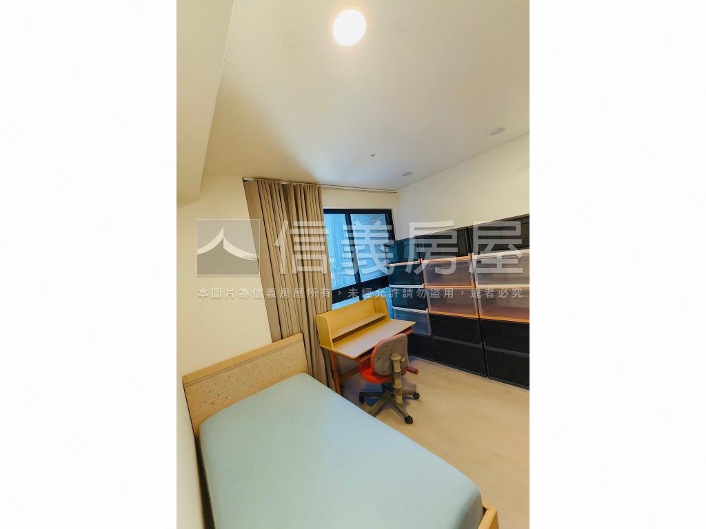 權峰視野裝潢四房雙車位房屋室內格局與周邊環境