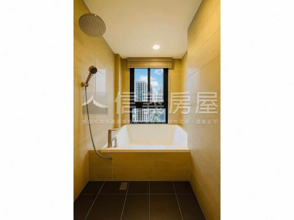 權峰視野裝潢四房雙車位房屋室內格局與周邊環境