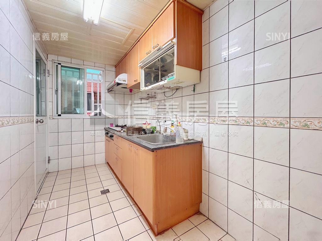 專任！精美活力三房房屋室內格局與周邊環境