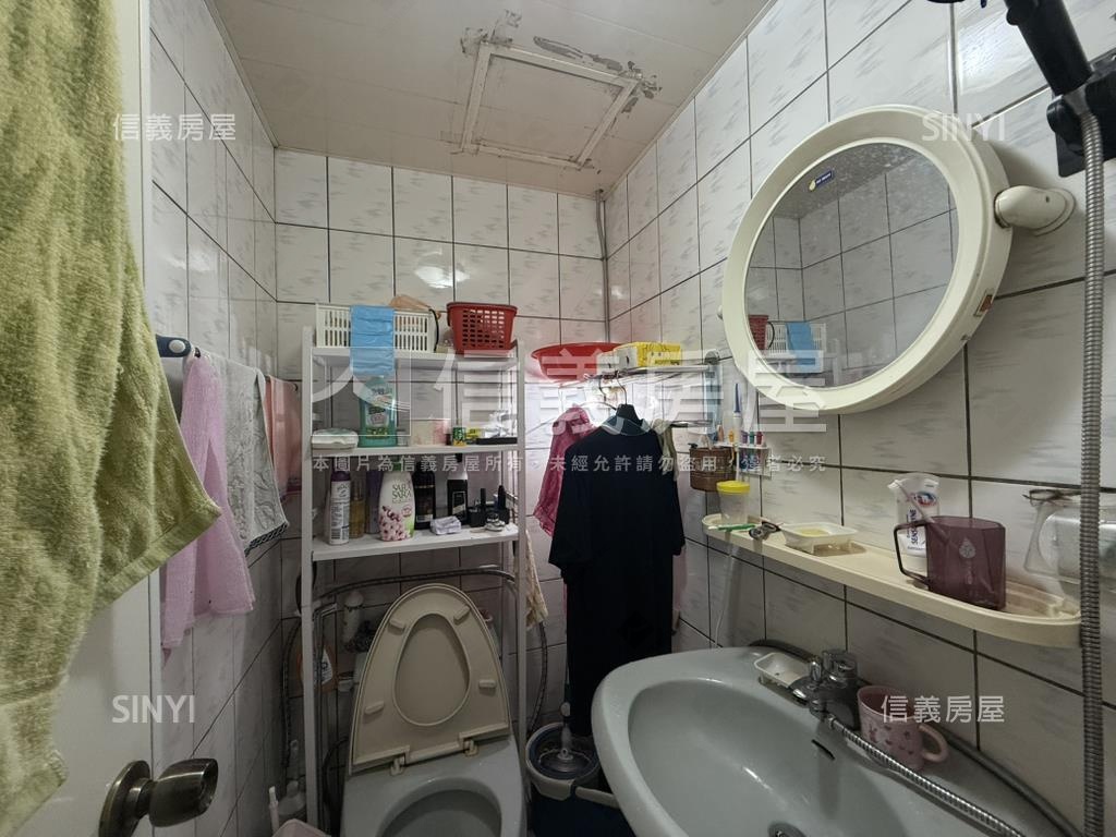 捷運丹鳳台北皇家採光三房房屋室內格局與周邊環境