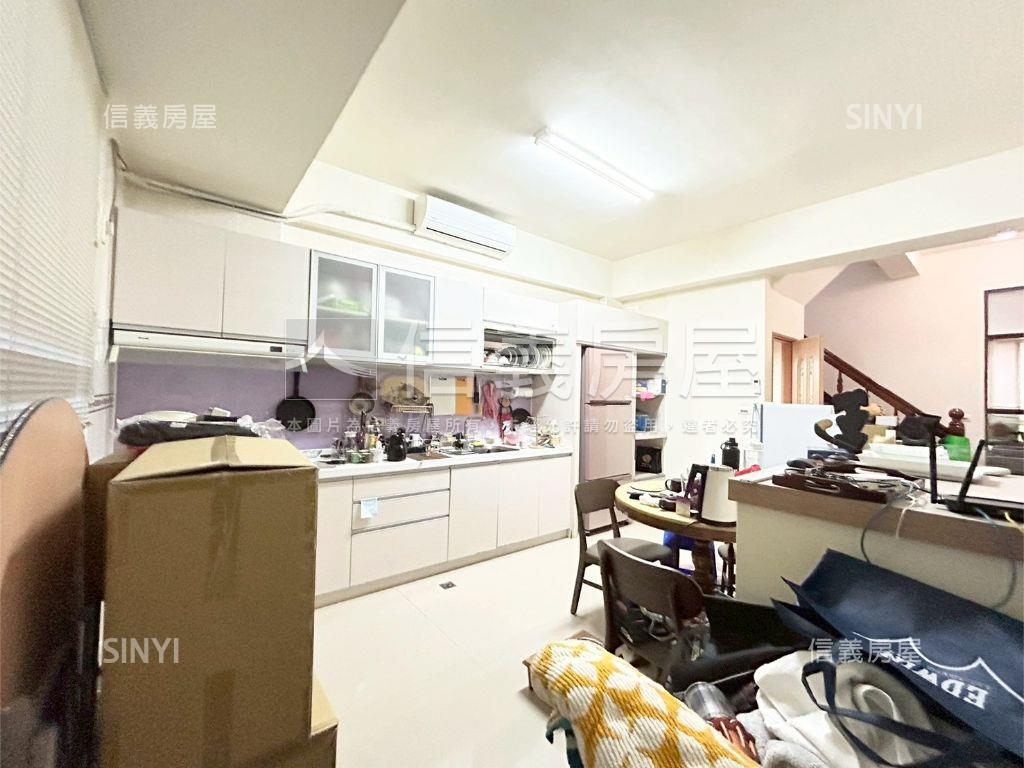 二期震後臨路美墅房屋室內格局與周邊環境