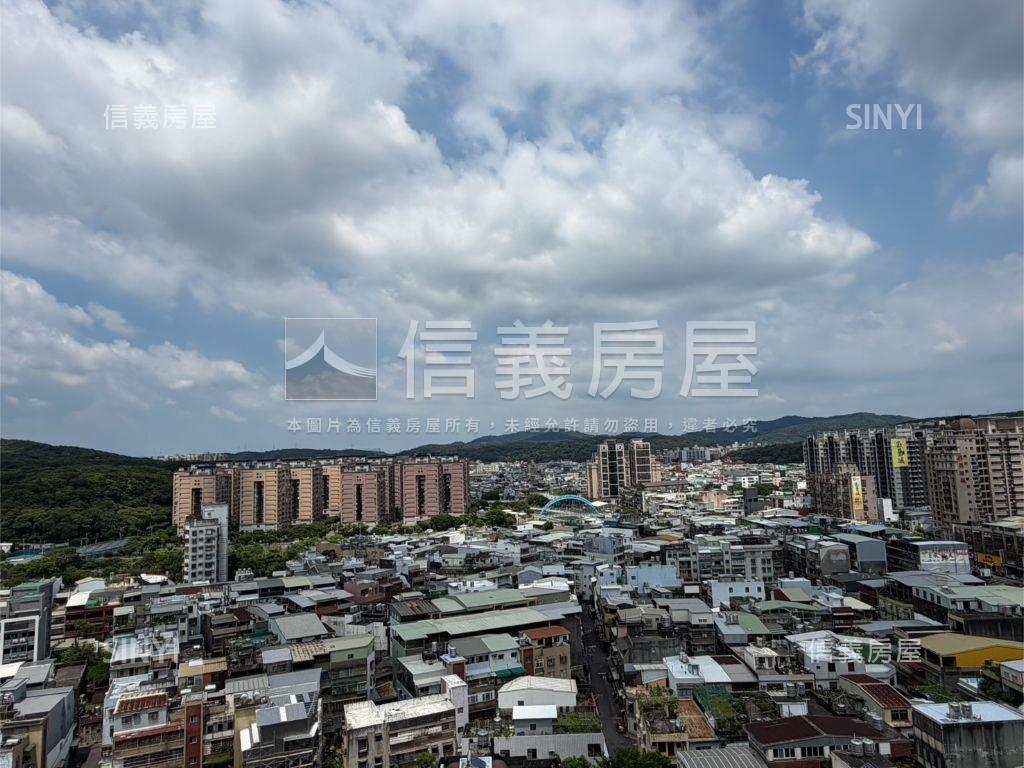 帝王樓層德有巨蛋三房車位房屋室內格局與周邊環境