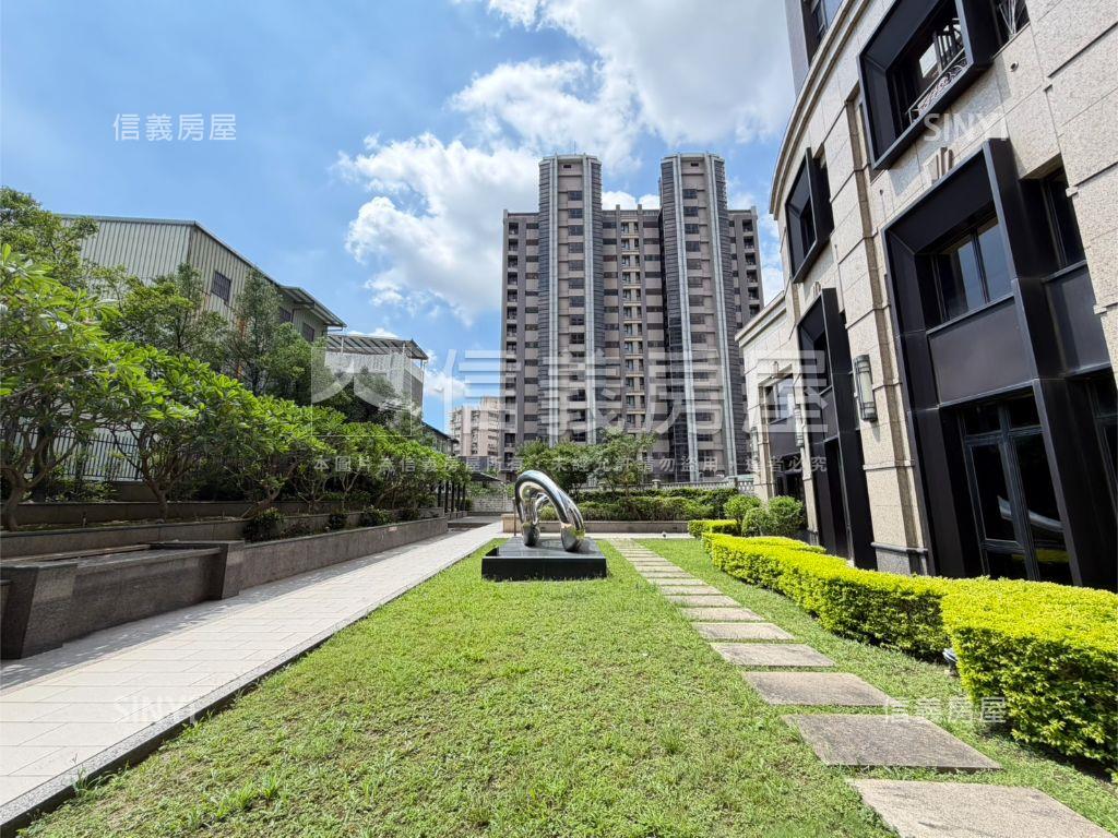 帝王樓層德有巨蛋三房車位房屋室內格局與周邊環境