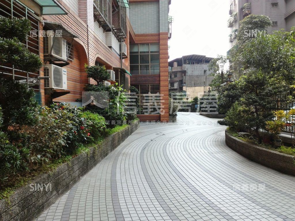 綠意盎然✿世代極品美屋房屋室內格局與周邊環境