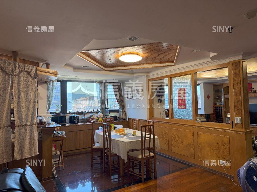 威京雙併大３房有車位房屋室內格局與周邊環境