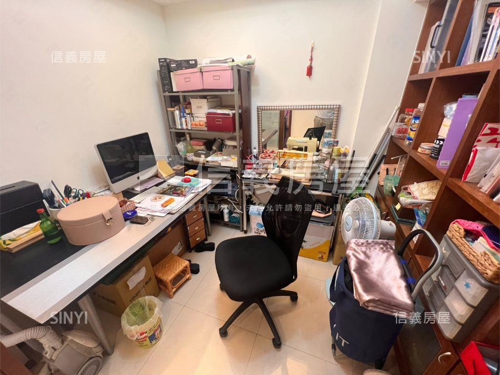 捷運。學區。名家三房房屋室內格局與周邊環境