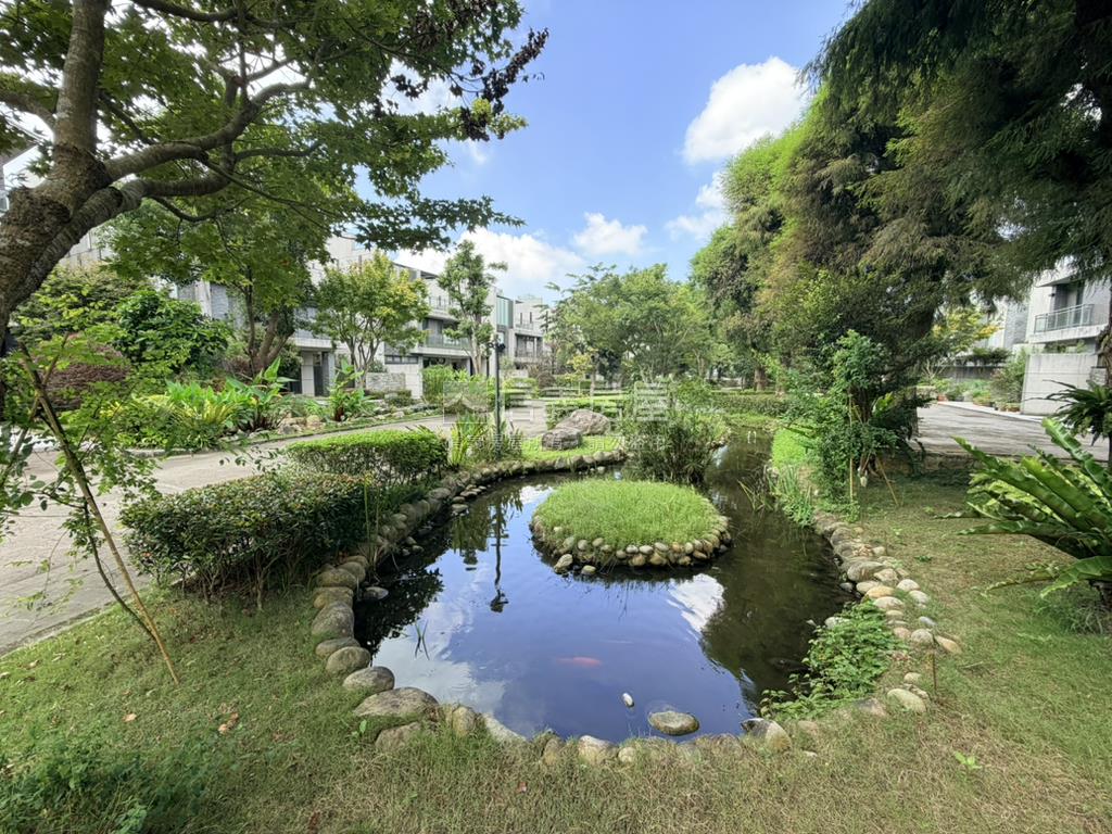 心中的日月３天籟山景美墅房屋室內格局與周邊環境