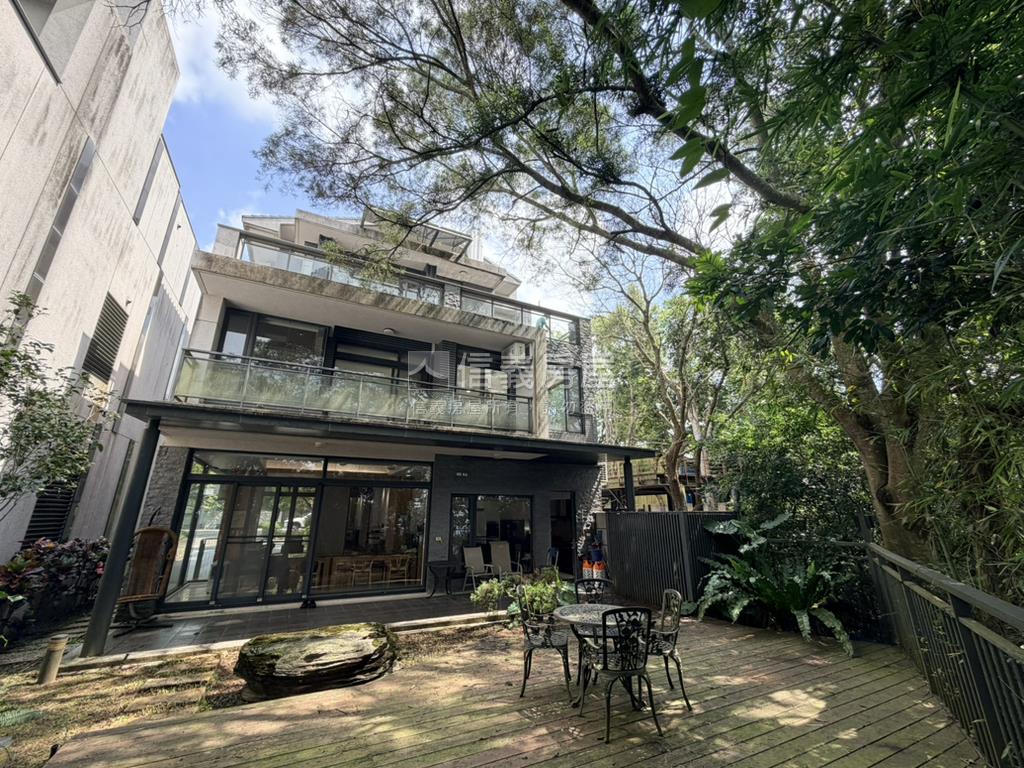 心中的日月３天籟山景美墅房屋室內格局與周邊環境