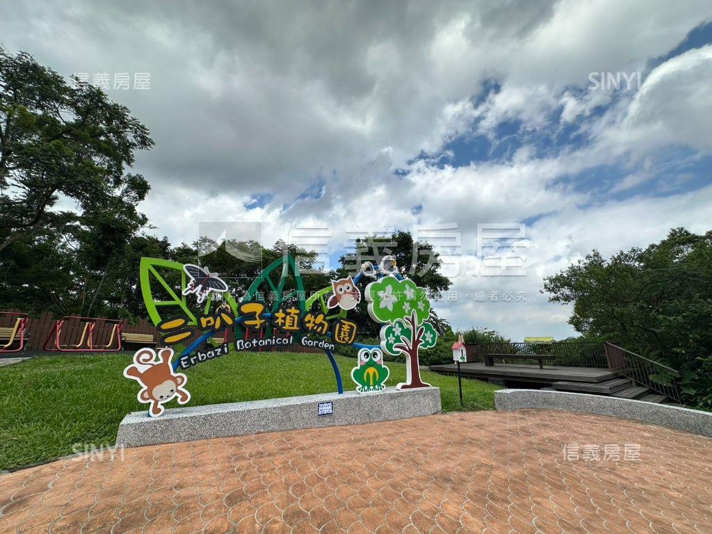 新店稀有電梯兩房房屋室內格局與周邊環境