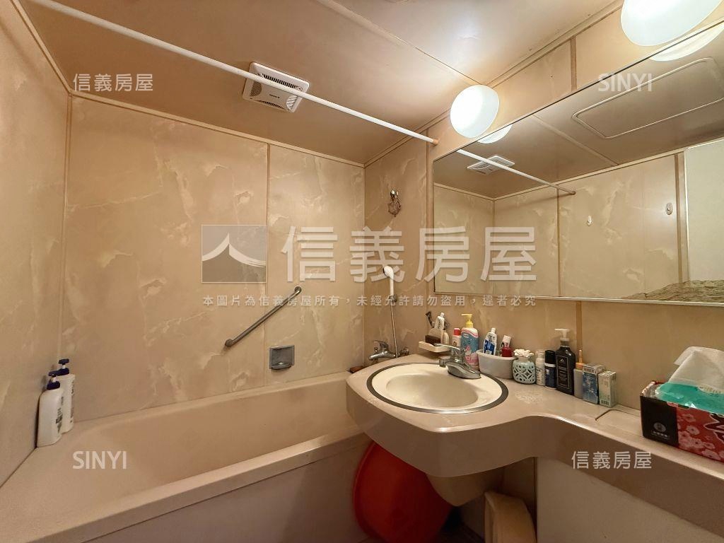 近林蔭步道稀有大庭院戶房屋室內格局與周邊環境