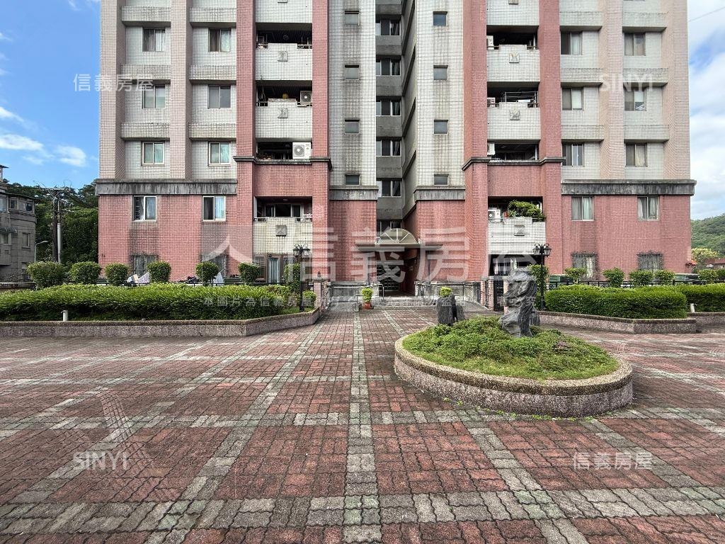 近林蔭步道稀有大庭院戶房屋室內格局與周邊環境