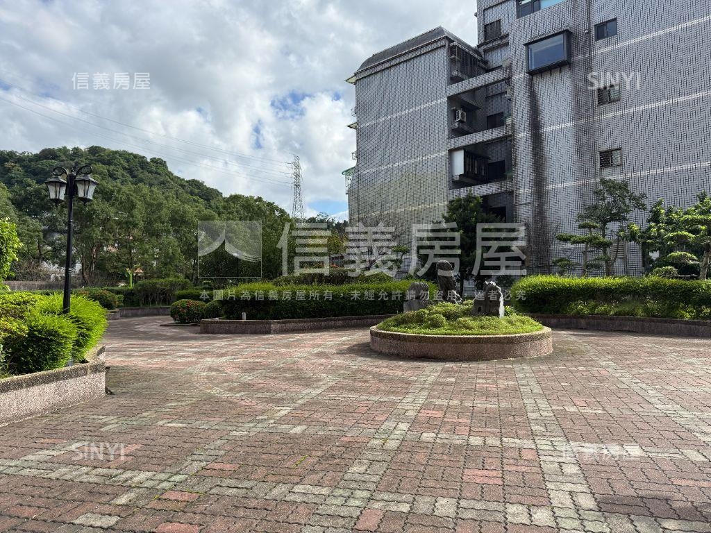 近林蔭步道稀有大庭院戶房屋室內格局與周邊環境