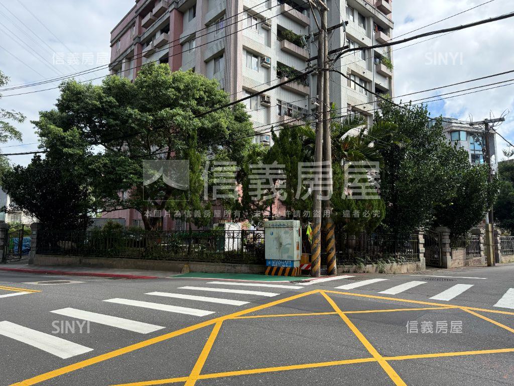 潤泰稀有８０餘坪庭院戶房屋室內格局與周邊環境