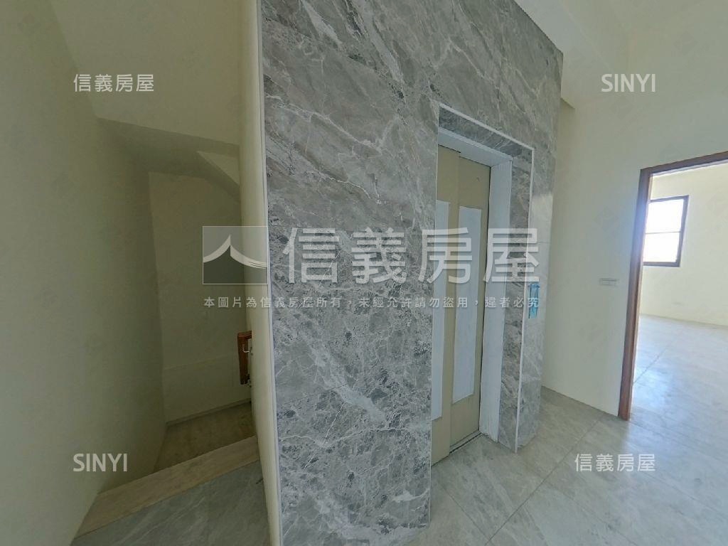 花壇明德街電梯前院美墅Ｂ房屋室內格局與周邊環境