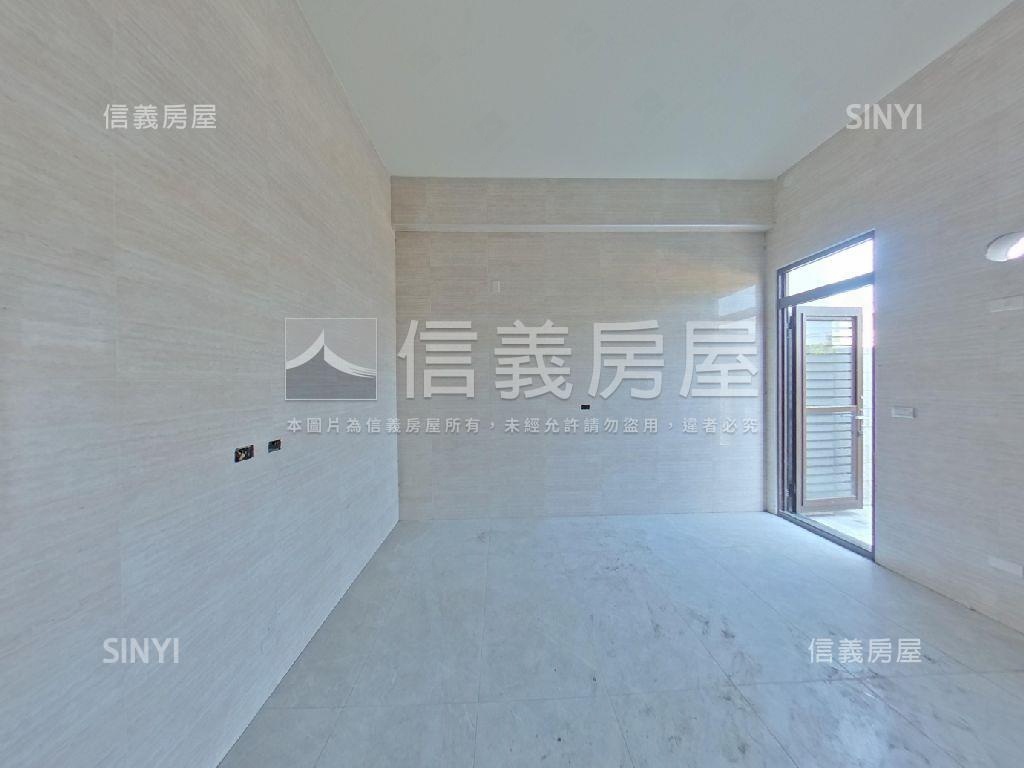 花壇明德街電梯前院美墅Ｂ房屋室內格局與周邊環境