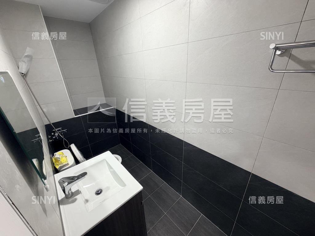 台鳳角間大透天房屋室內格局與周邊環境
