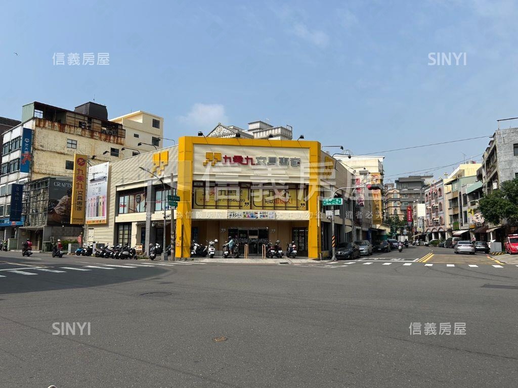 五甲正路⭐燙金三角窗房屋室內格局與周邊環境
