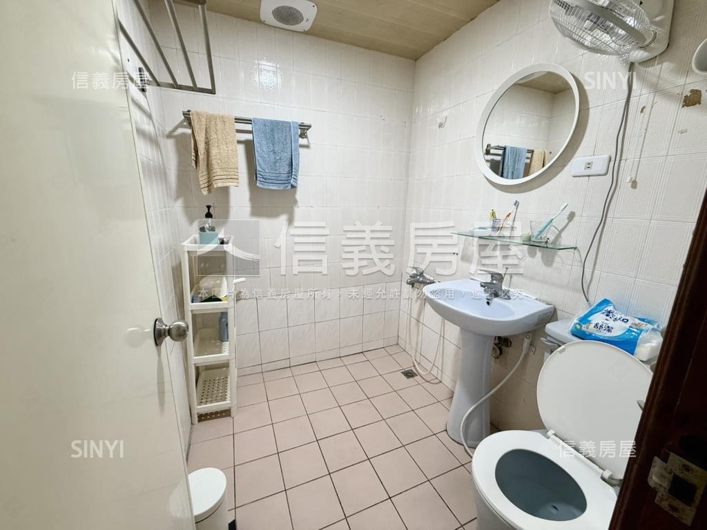 近台南大學採光美三房房屋室內格局與周邊環境