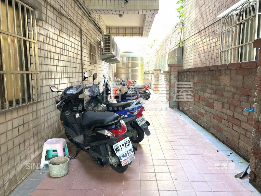 降價！西屯大三房兩衛房屋室內格局與周邊環境