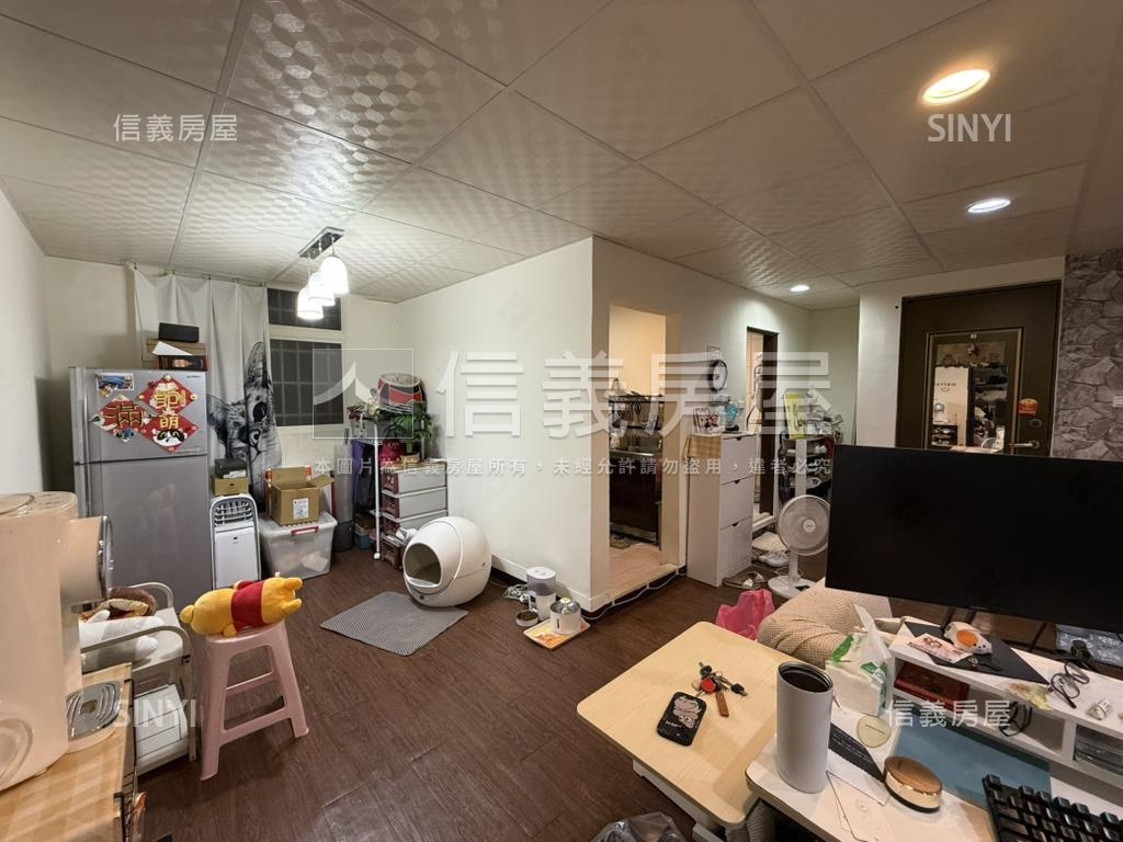 首購捷運２房美寓房屋室內格局與周邊環境
