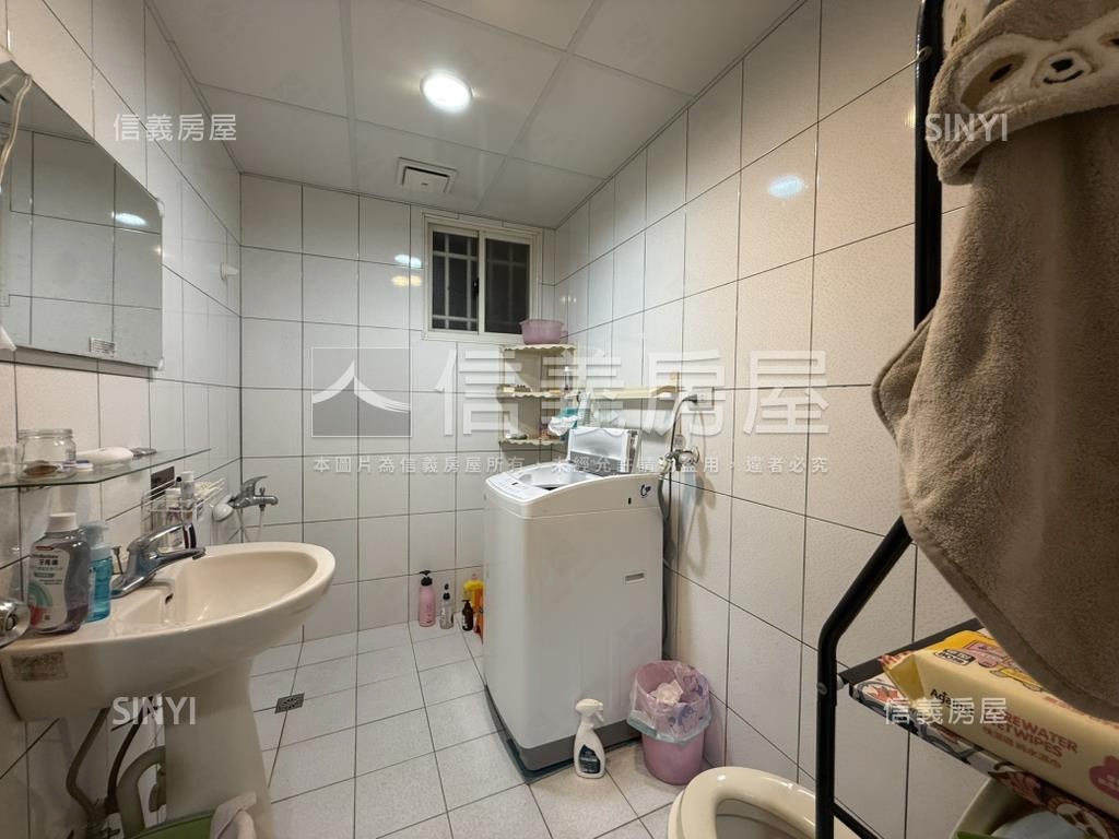 首購捷運２房美寓房屋室內格局與周邊環境