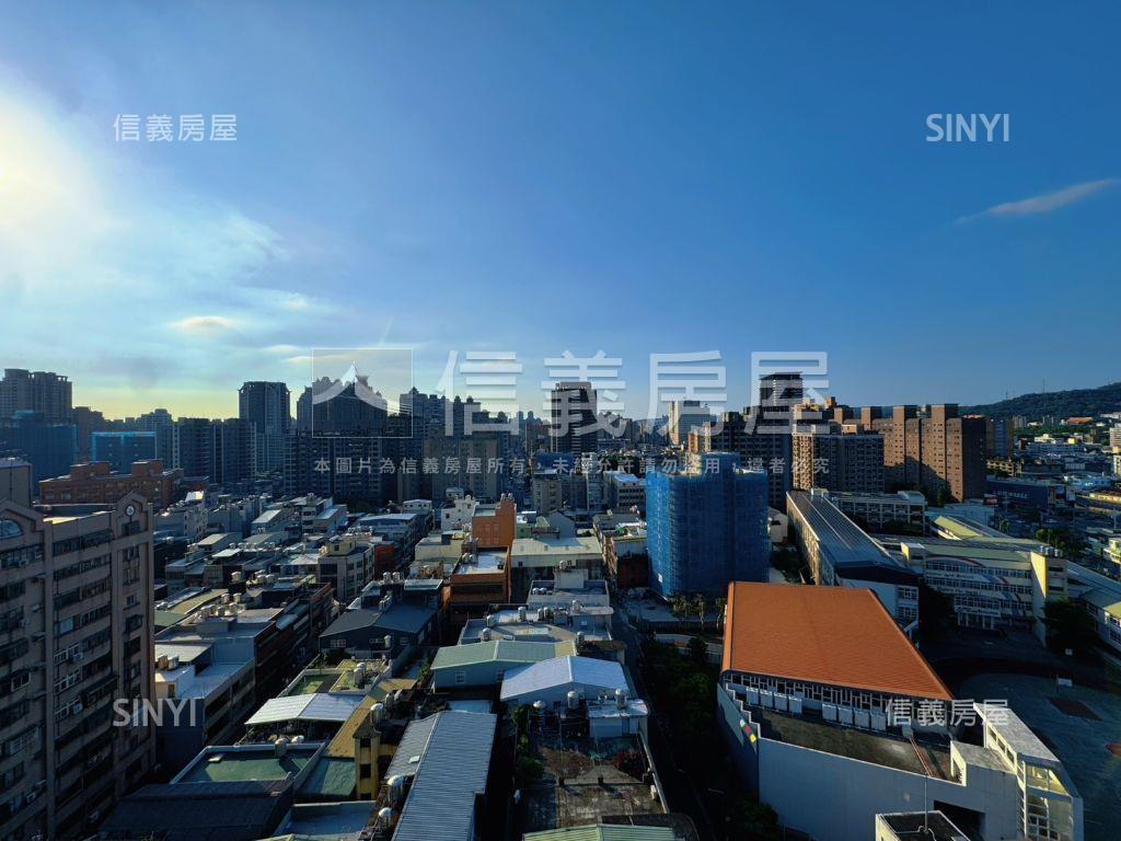 梵谷星空景觀２＋１房車位房屋室內格局與周邊環境