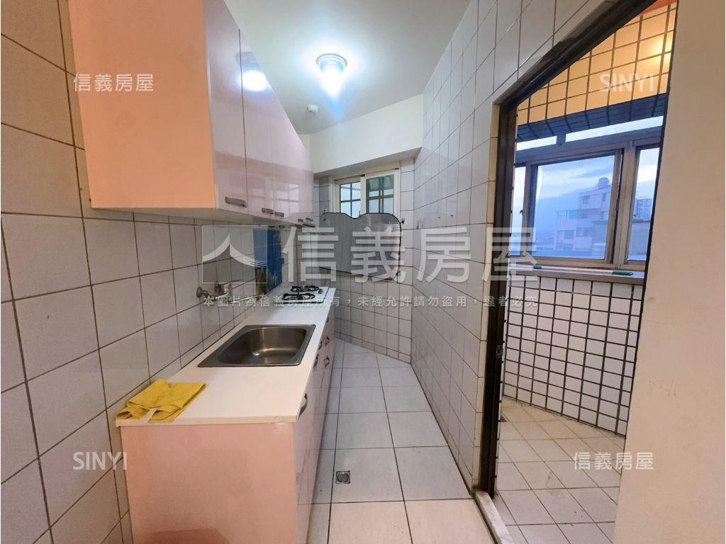 近華勛市場低總價３房房屋室內格局與周邊環境