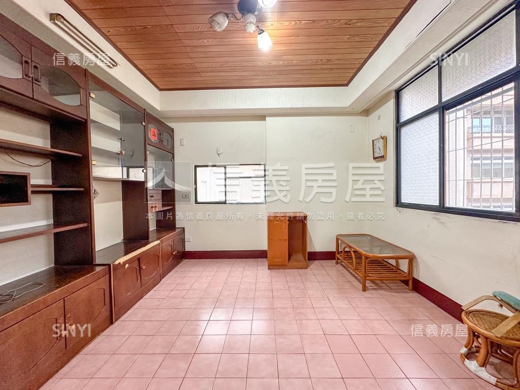 文化中心三房美公寓房屋室內格局與周邊環境