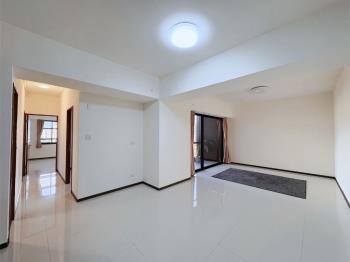 鄉林淳詠。綠意三房車位