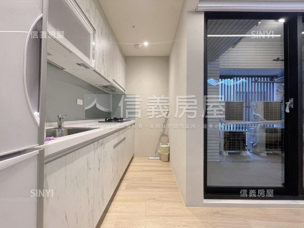 亞灣區海景輕奢三房平車房屋室內格局與周邊環境