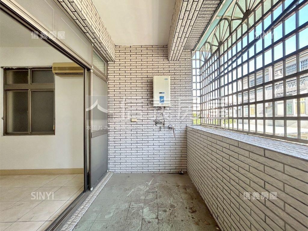 湳雅漂亮車庫透天房屋室內格局與周邊環境