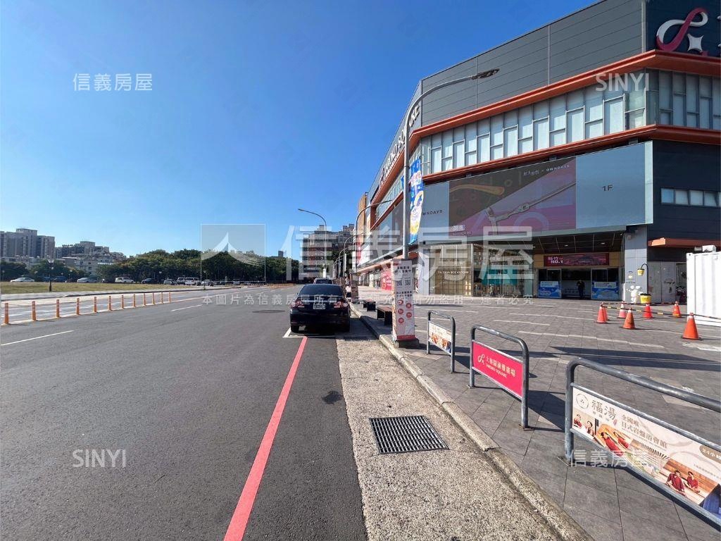 湳雅漂亮車庫透天房屋室內格局與周邊環境