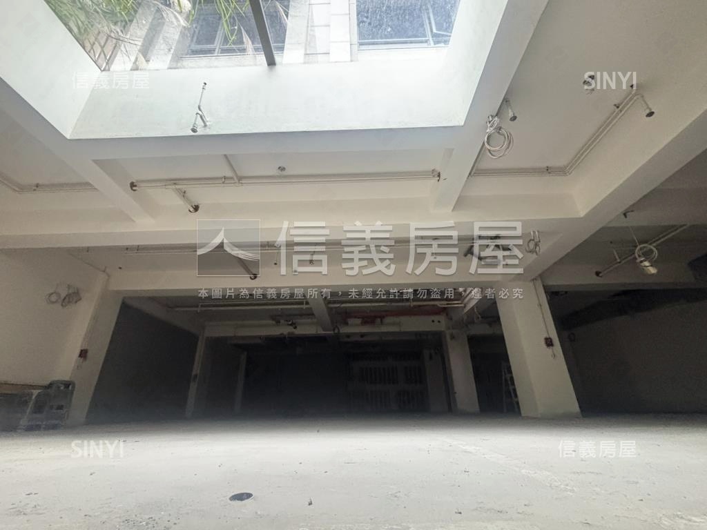 昱泰泰然庭院大戶（毛胚）房屋室內格局與周邊環境