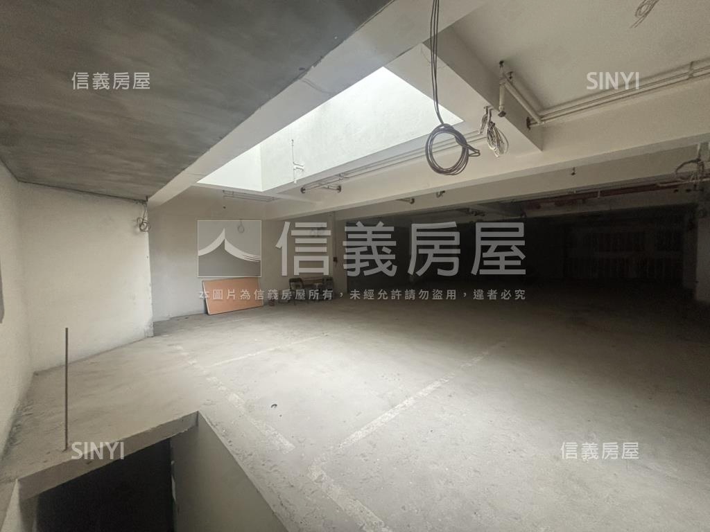 昱泰泰然庭院大戶（毛胚）房屋室內格局與周邊環境