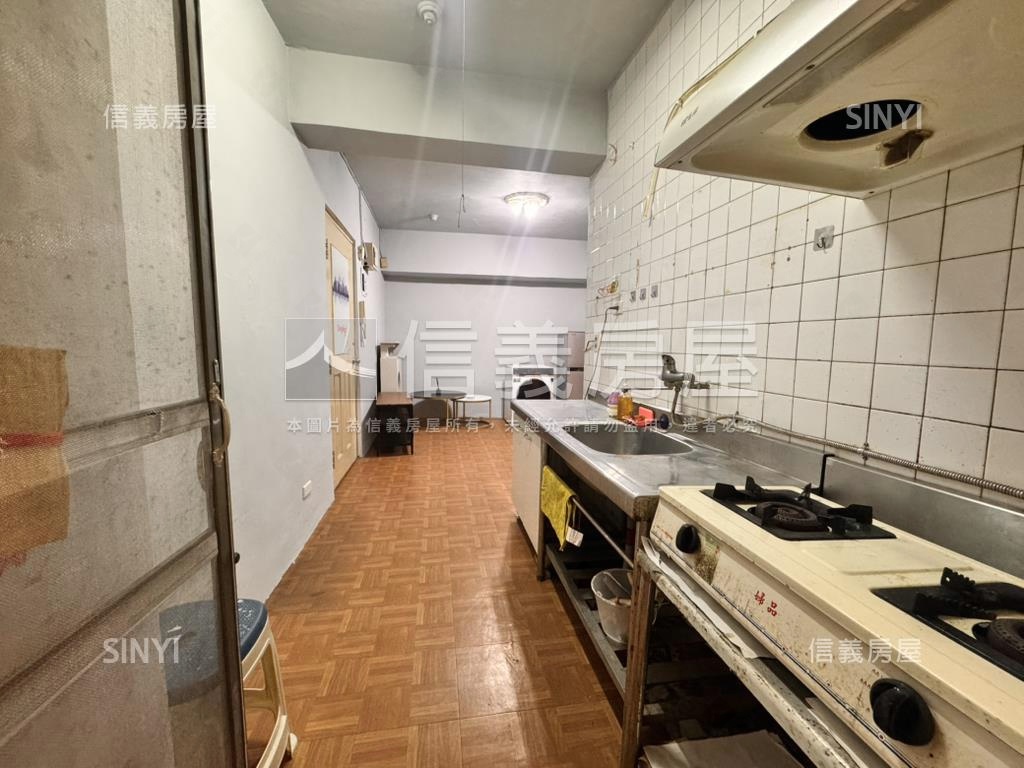 國興樹海美妝低總兩房房屋室內格局與周邊環境