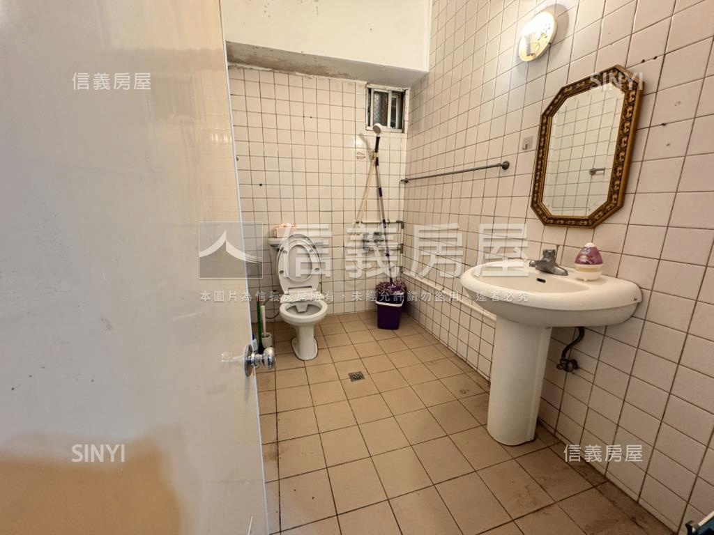 國興樹海美妝低總兩房房屋室內格局與周邊環境