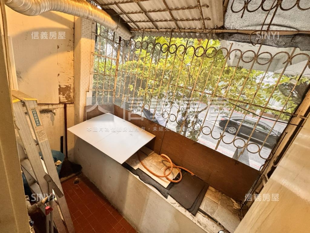 國興樹海美妝低總兩房房屋室內格局與周邊環境