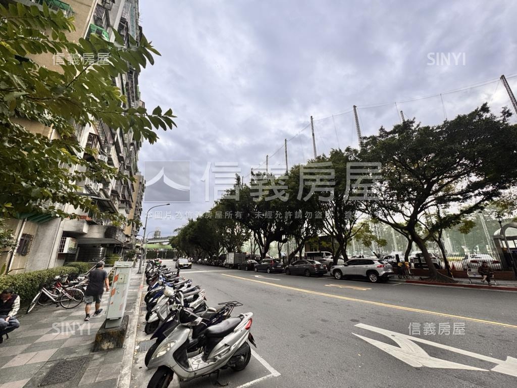 國興樹海美妝低總兩房房屋室內格局與周邊環境