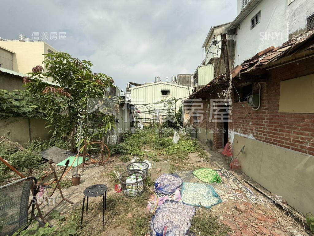 精華！東區約２０３坪土地房屋室內格局與周邊環境