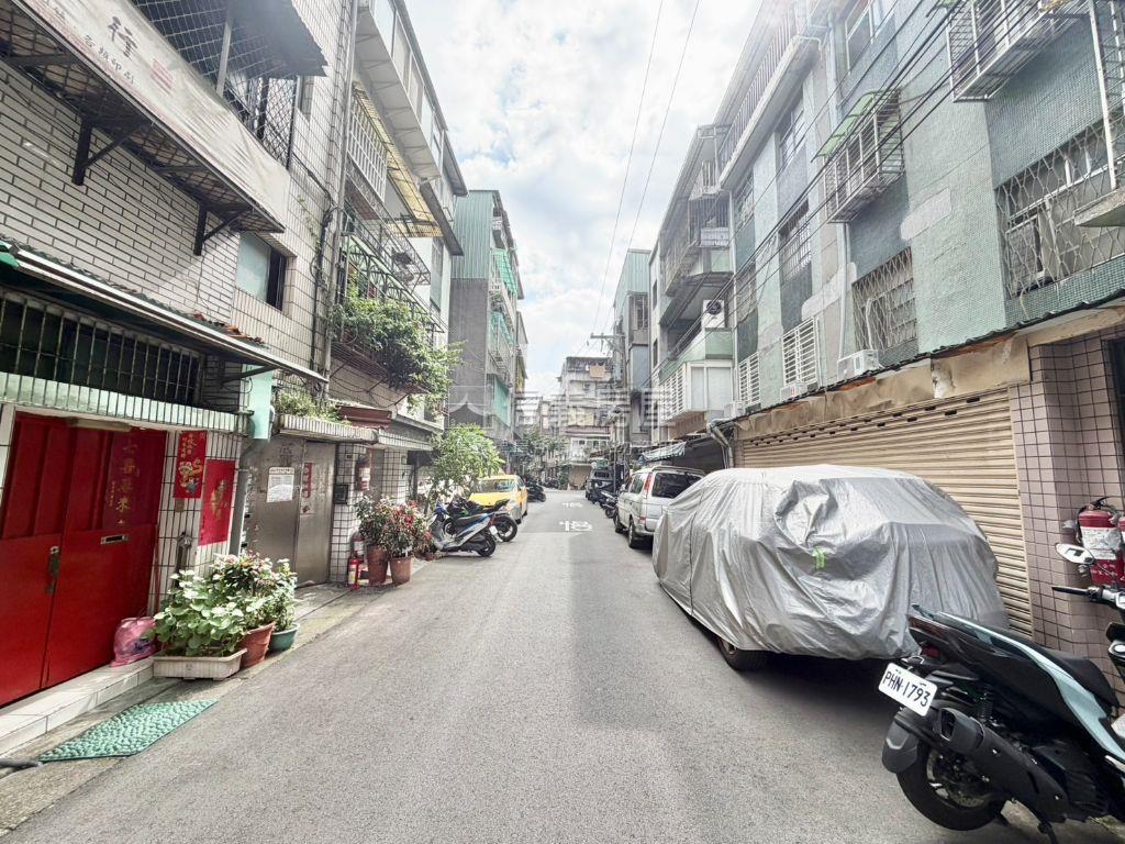 保健路，稀有一樓房屋室內格局與周邊環境