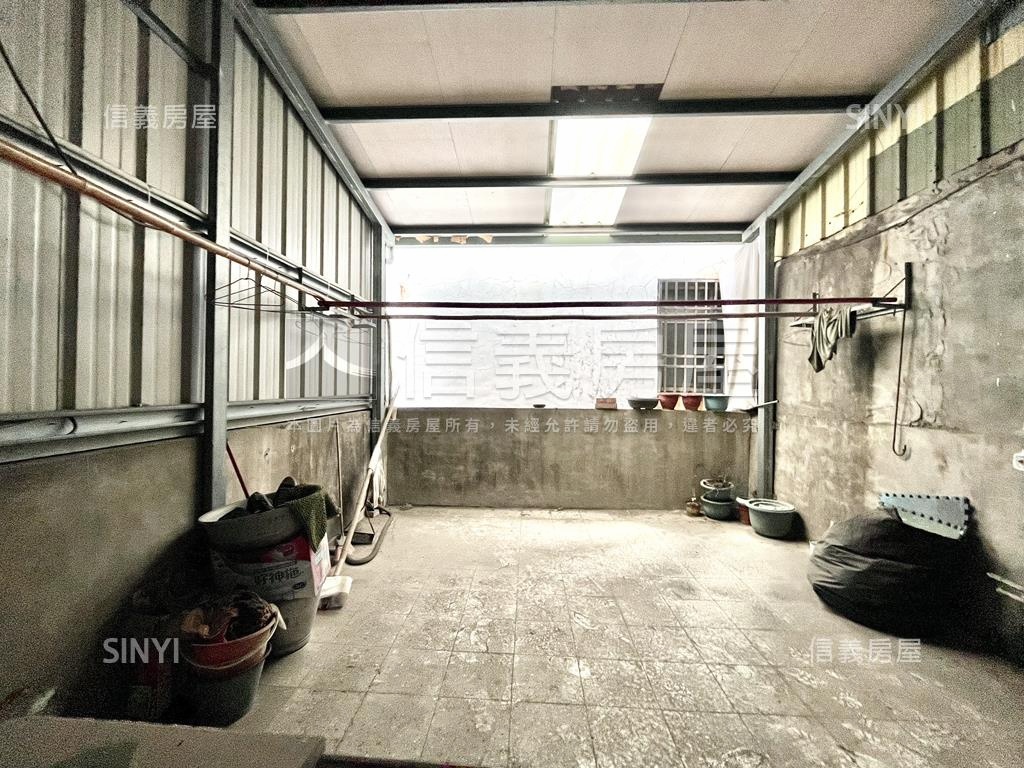 近五權車站透天房屋室內格局與周邊環境