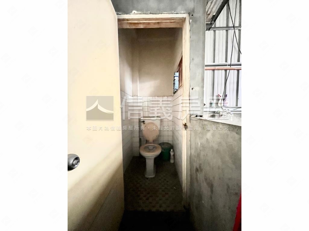 近五權車站透天房屋室內格局與周邊環境