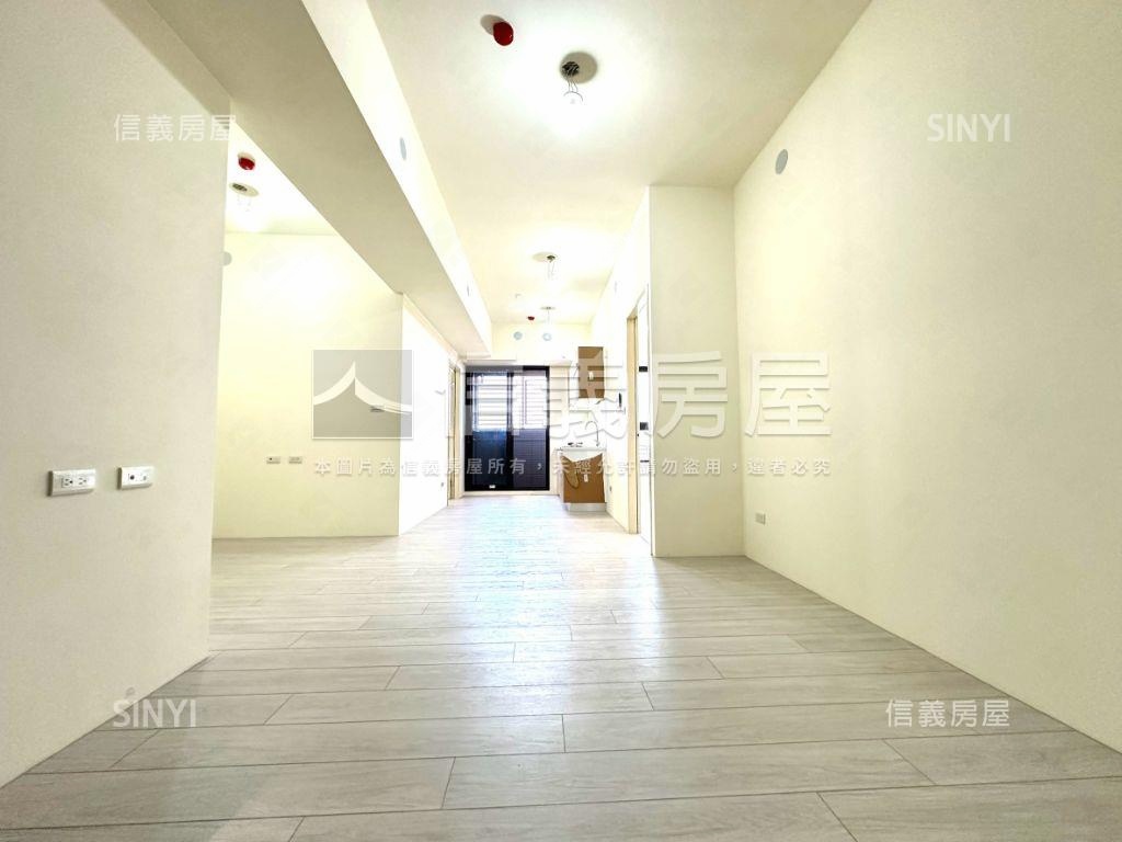 鳳凰Ｖｉｌｌａ雙衛浴平車房屋室內格局與周邊環境