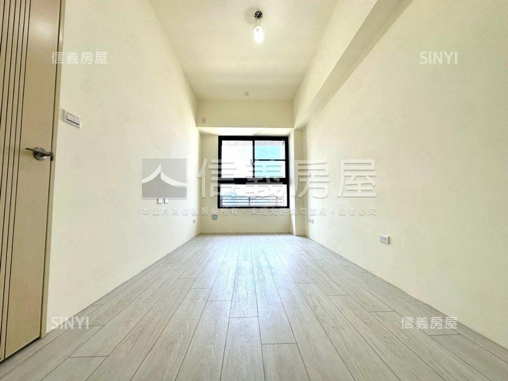 鳳凰Ｖｉｌｌａ雙衛浴平車房屋室內格局與周邊環境