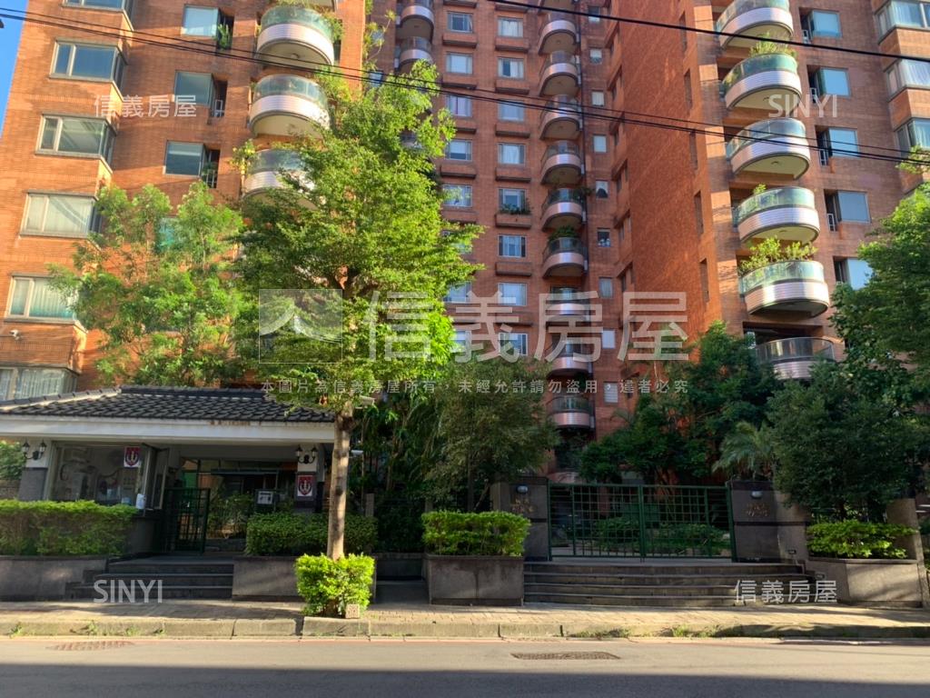 典藏家稀有釋出值得擁有房屋室內格局與周邊環境