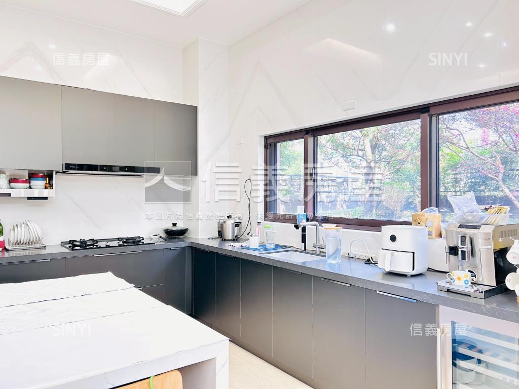 中路獨棟電梯永安豪景房屋室內格局與周邊環境