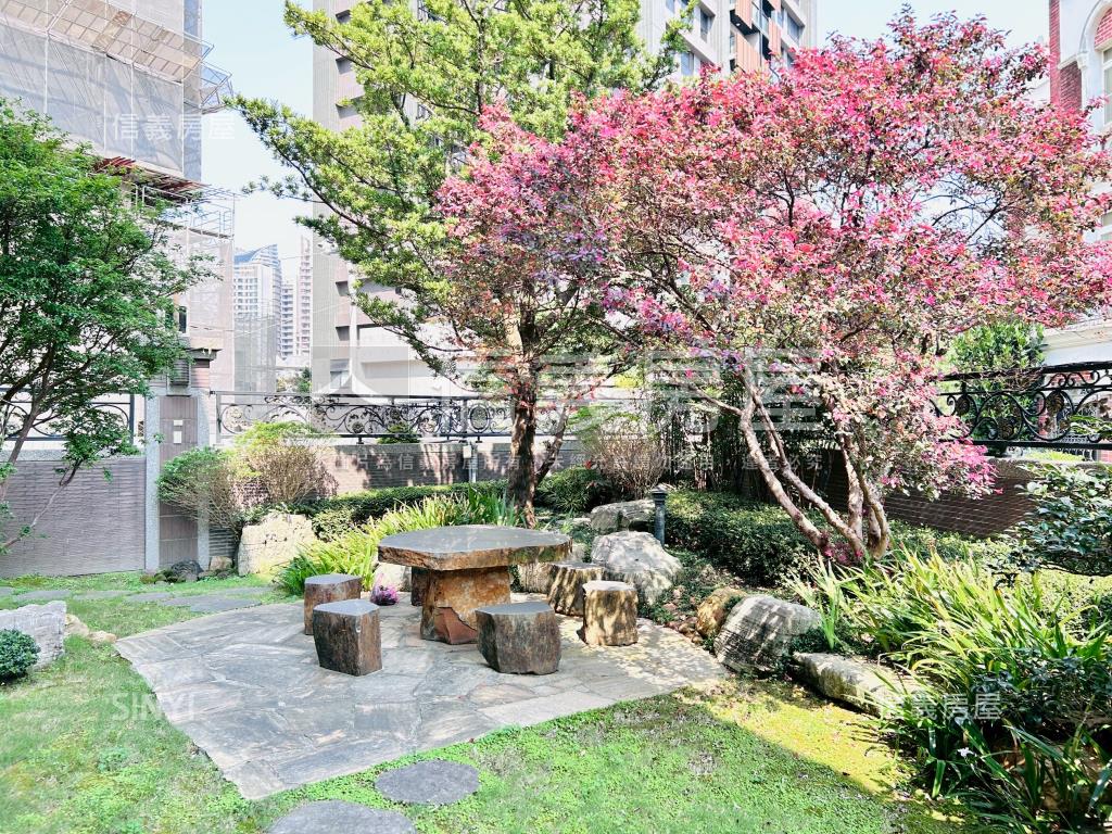 中路獨棟電梯永安豪景房屋室內格局與周邊環境