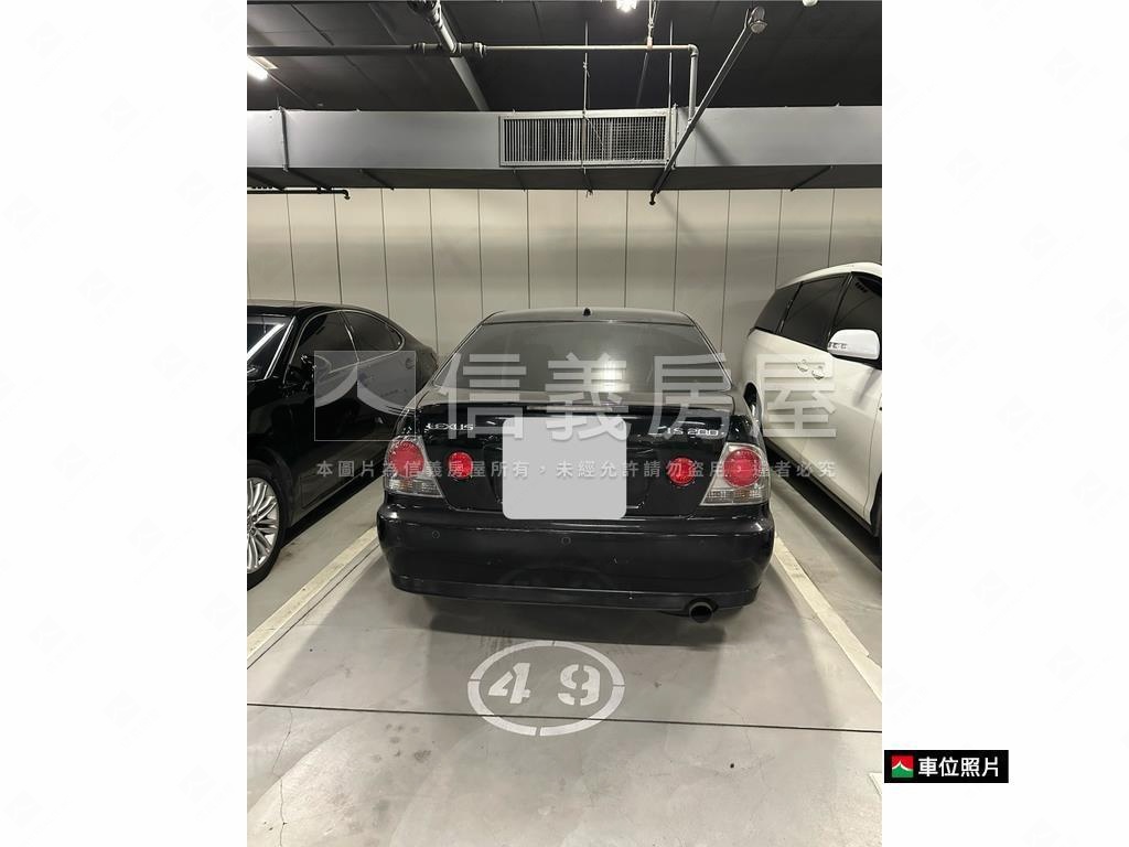 大直社區坡平車位房屋室內格局與周邊環境
