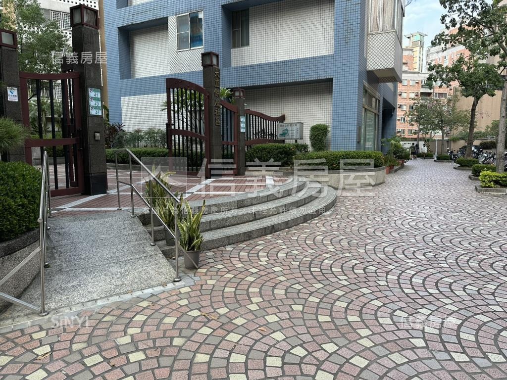 大直社區坡平車位房屋室內格局與周邊環境
